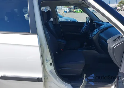 2011 Kia Soul + from USA, damaged, VIN KNDJT2A28B7726240